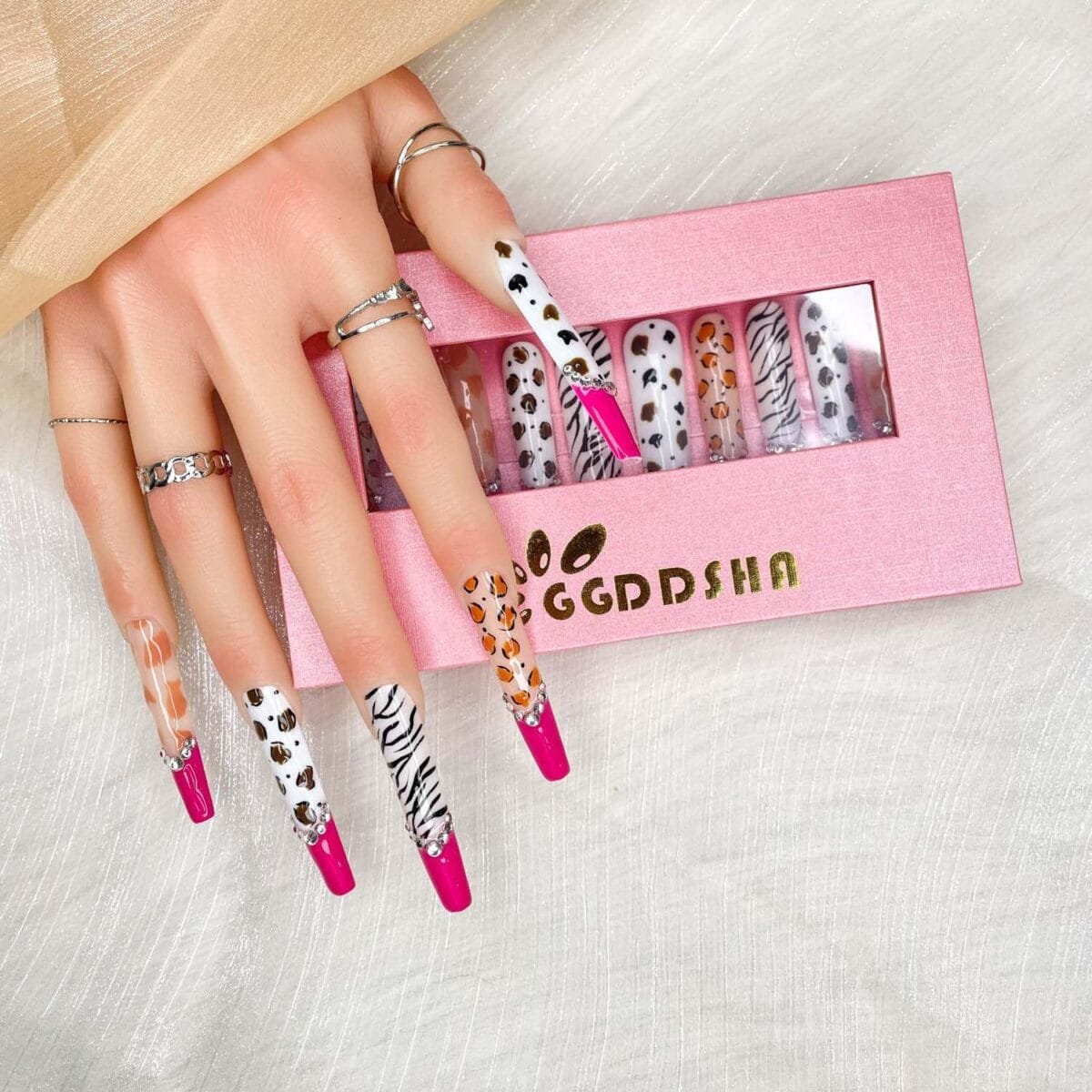GGDDSHA Nails 10pcs Handmade Press On Nails -GlitterGold Diamond Extra Long Stiletto Reusable Gel UV FinishedFalse Nails, Designer Fashion 3D Hand-painted Nails ,Diamond Zebra - Image 7